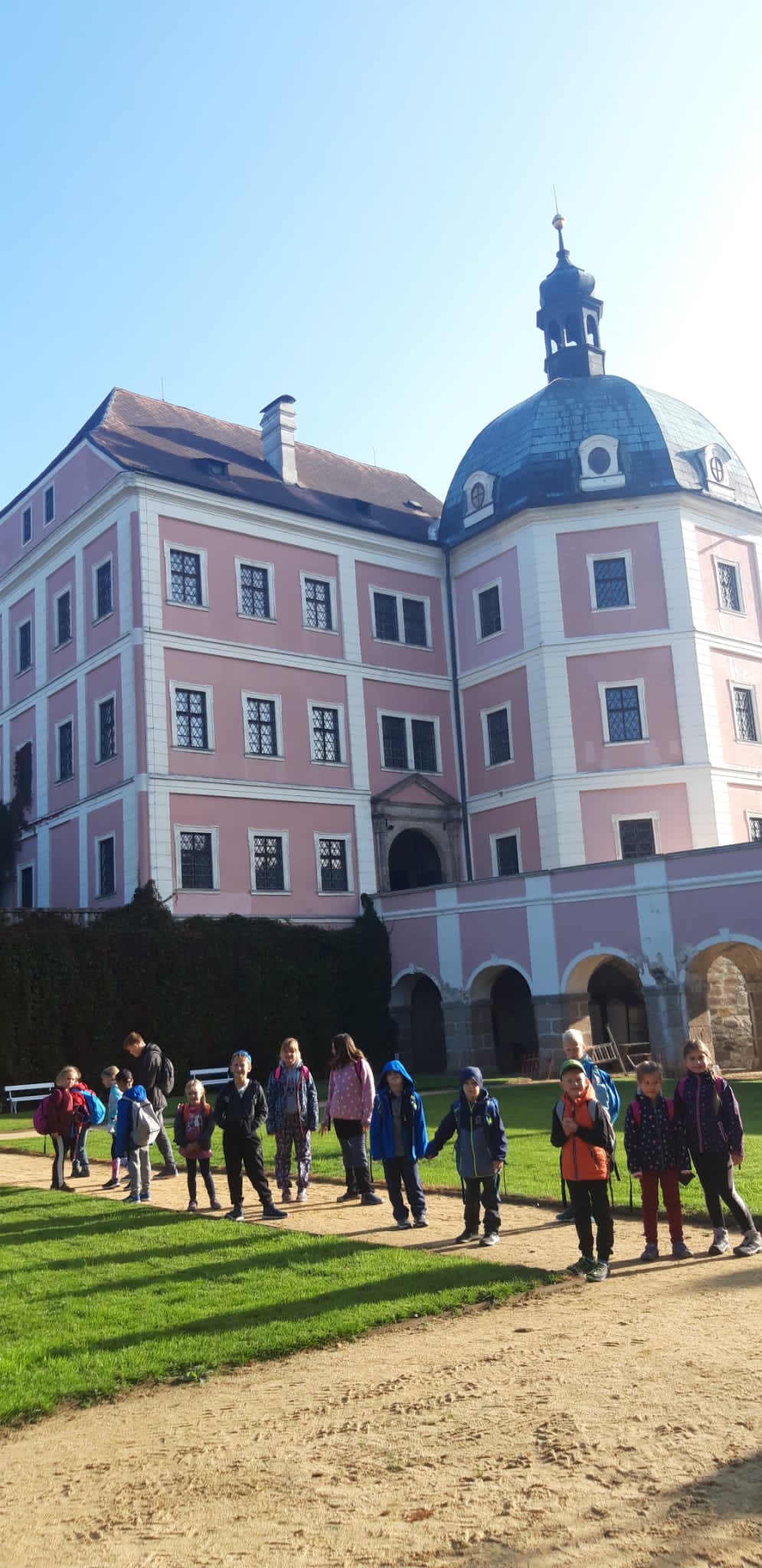 Bečov III